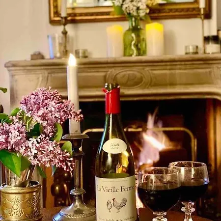 Charming Romantic Tower In Chateau Estate Hébergement de vacances