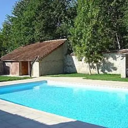 Charming Romantic Tower In Chateau Estate Hébergement de vacances *