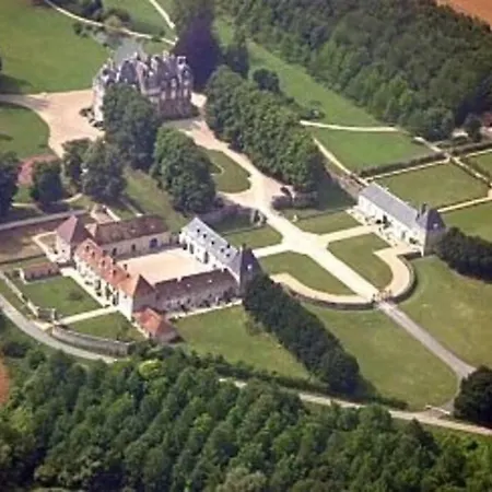Charming Romantic Tower In Chateau Estate *