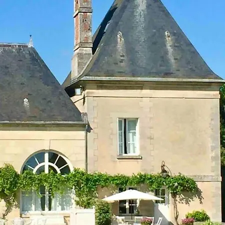 Charming Romantic Tower In Chateau Estate